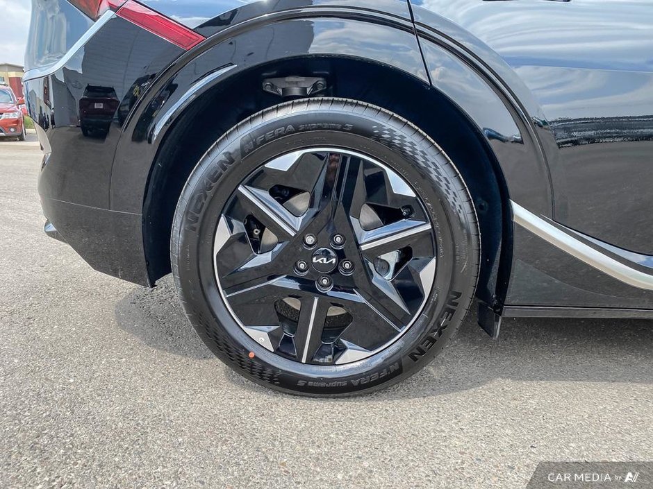 2025 Kia EV6 Wind RWD-7