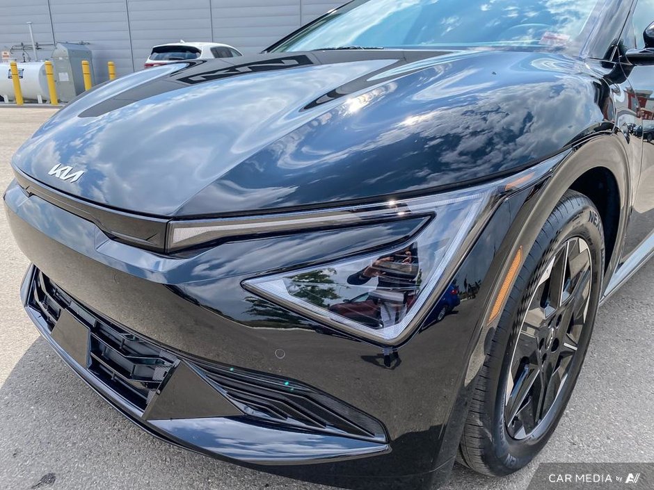 2025 Kia EV6 Wind RWD-8