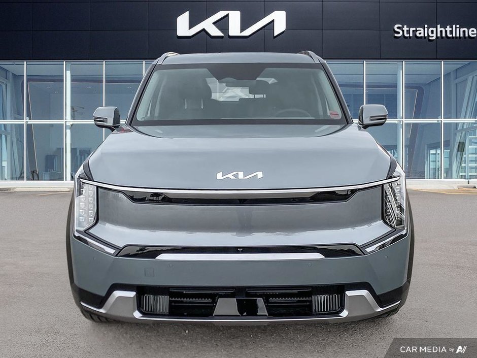 2026 Kia EV9 Land w/ Premium Package-1