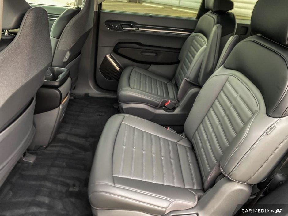 2026 Kia EV9 Land w/ Premium Package-22