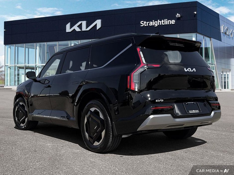 2026 Kia EV9 Land w/ Premium Package-3
