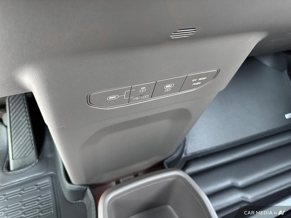 2026 Kia EV9 Land w/ Premium Package-18