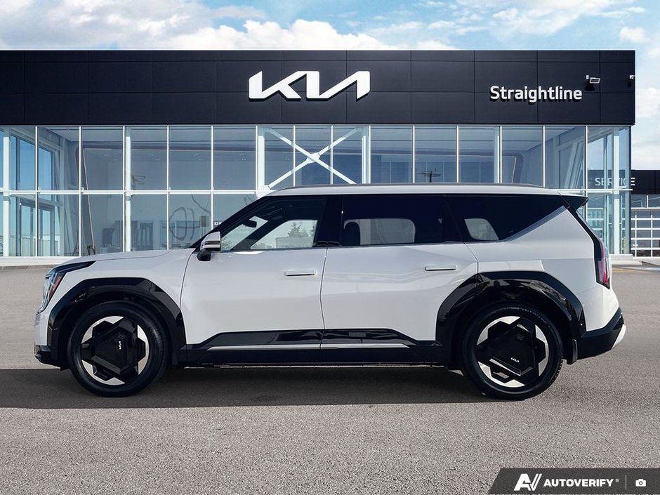 2026 Kia EV9 Land AWD w/ Premium Package-2