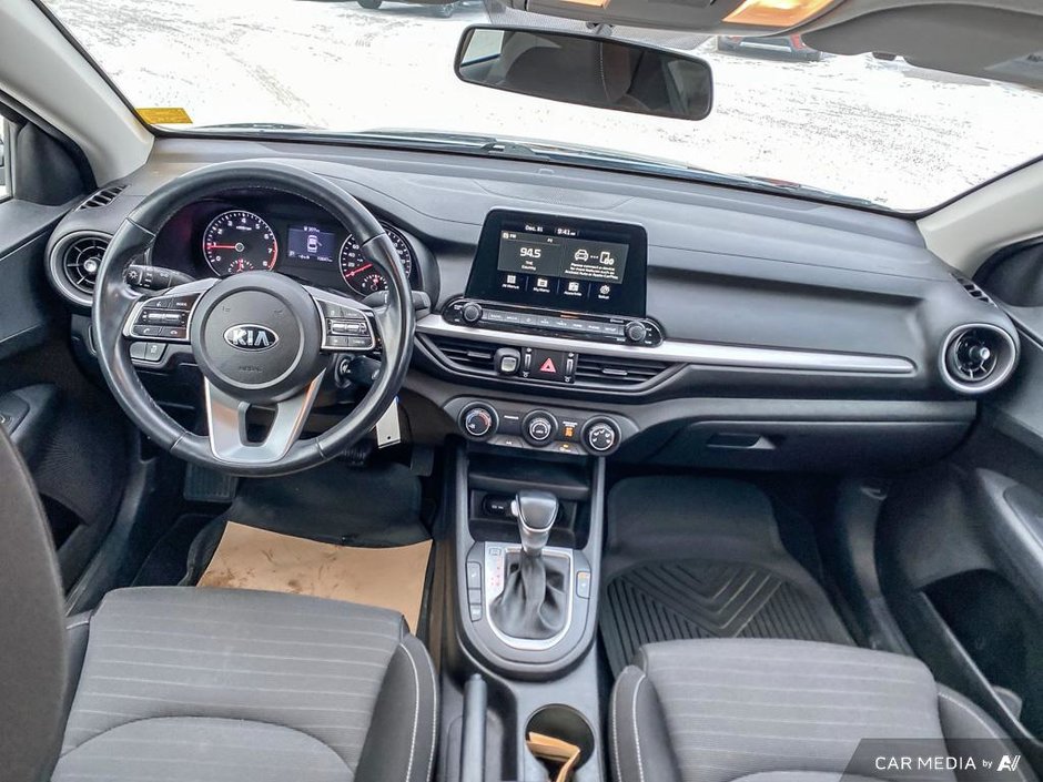 2021 Kia Forte LX-23