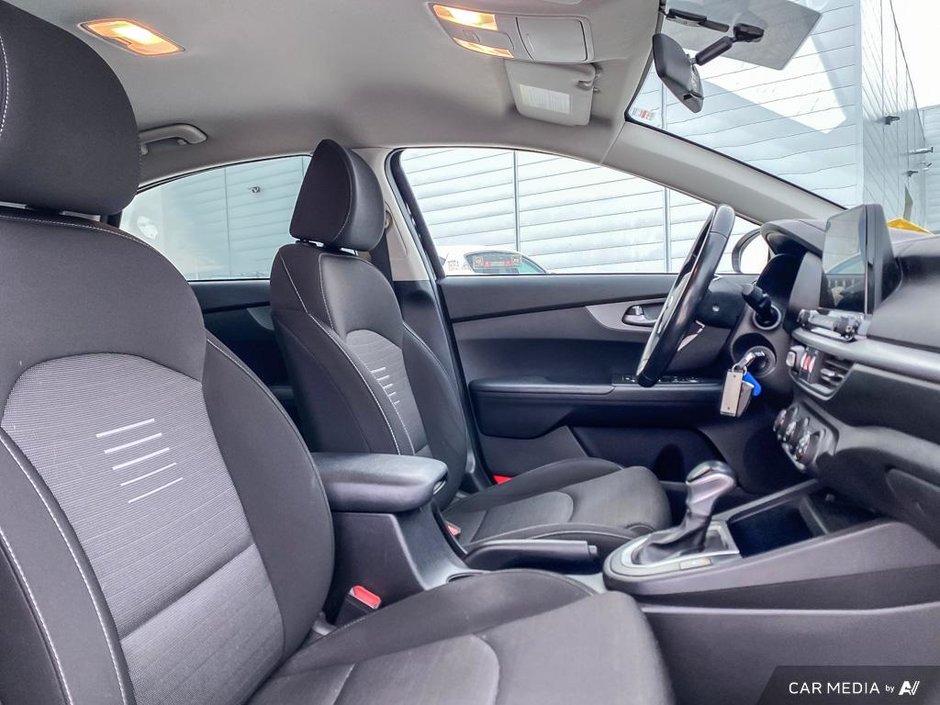 2021 Kia Forte LX-22