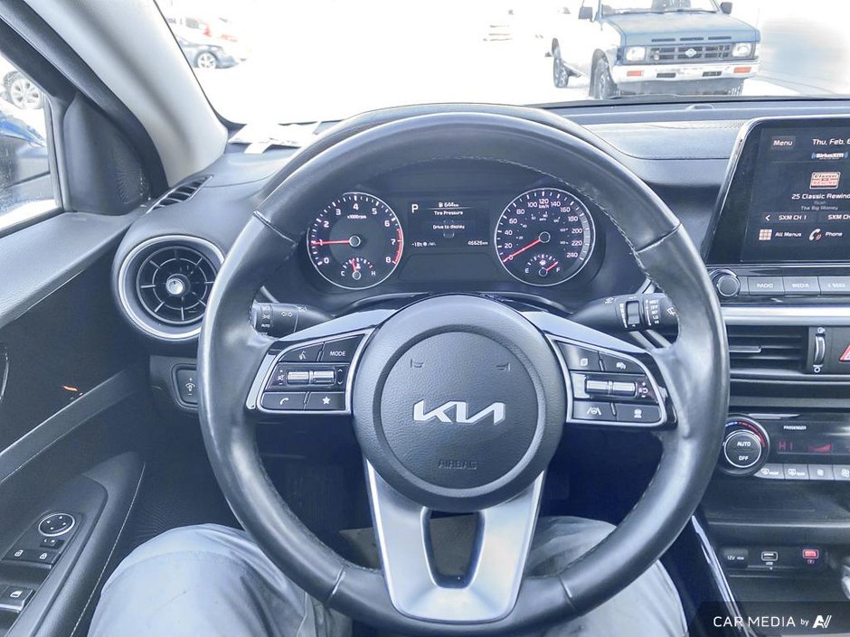 2022 Kia Forte EX Premium-14