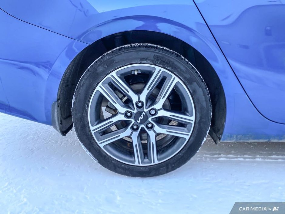 2022 Kia Forte EX Premium-7