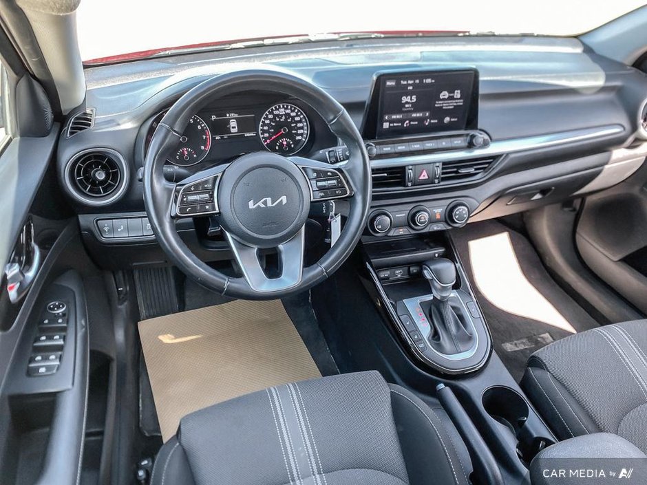 2022 Kia Forte EX-10