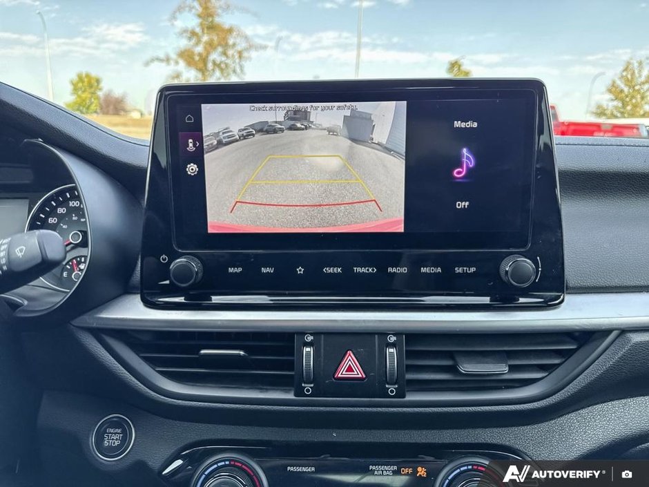 2022 Kia Forte GT-Line-18