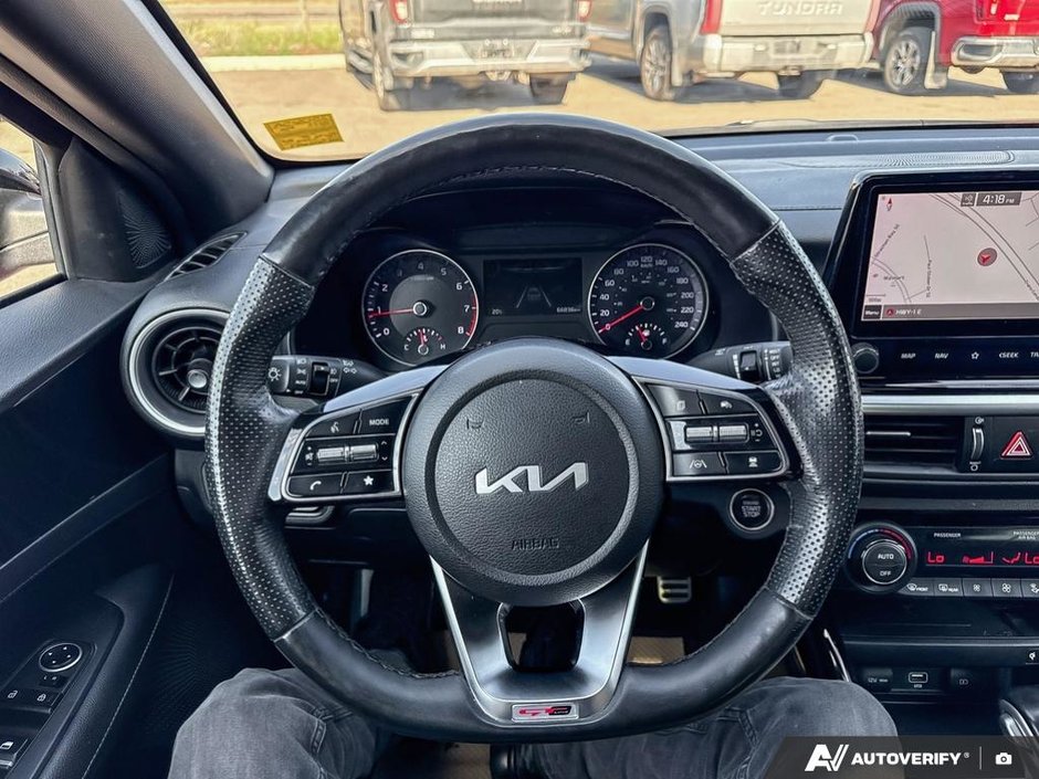 2022 Kia Forte GT-Line-14