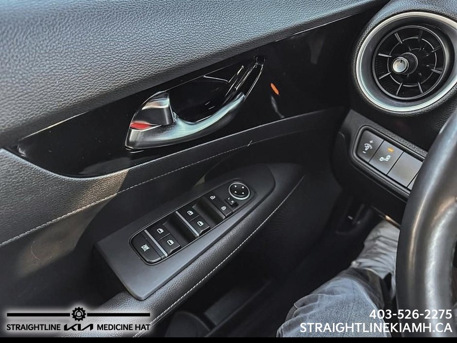 2023 Kia Forte EX+-10