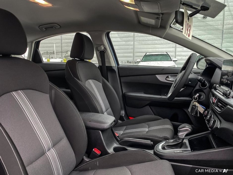 2024 Kia Forte LX-22