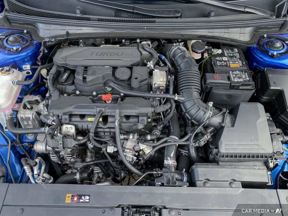 2025 Kia K4 GT-Line Turbo Limited-11