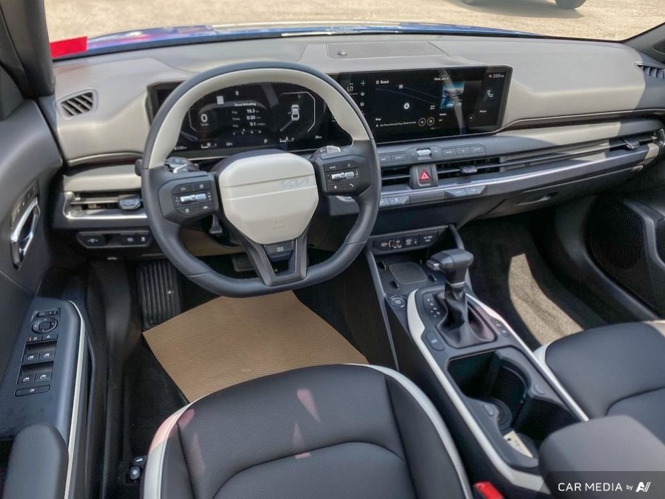 2025 Kia K4 GT-Line Turbo Limited-10