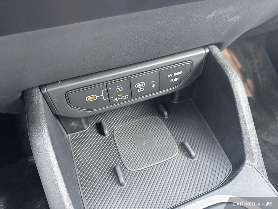 2025 Kia K4 GT-Line Turbo Limited-12