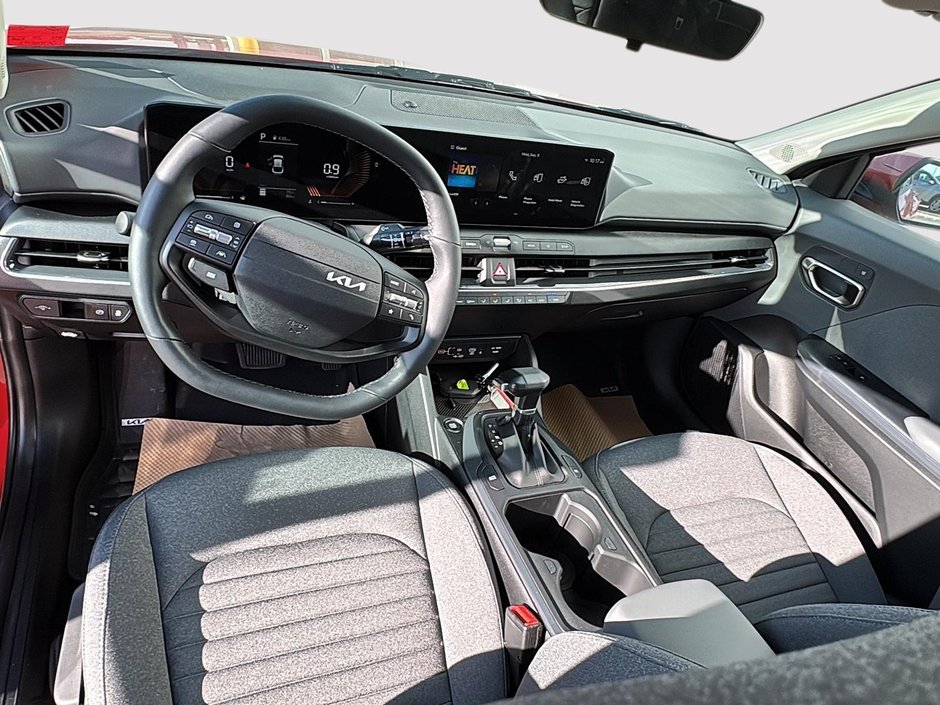 2025 Kia K4 EX-9