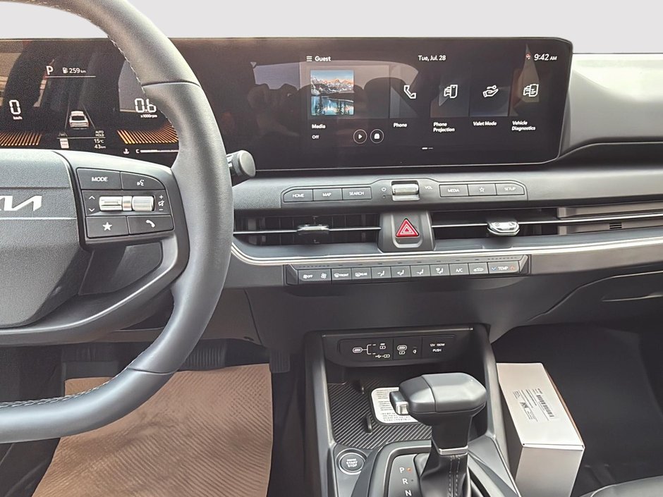 2026 Kia K4 EX-13