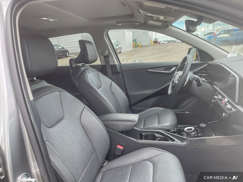 2023 Kia Niro EV Limited-23