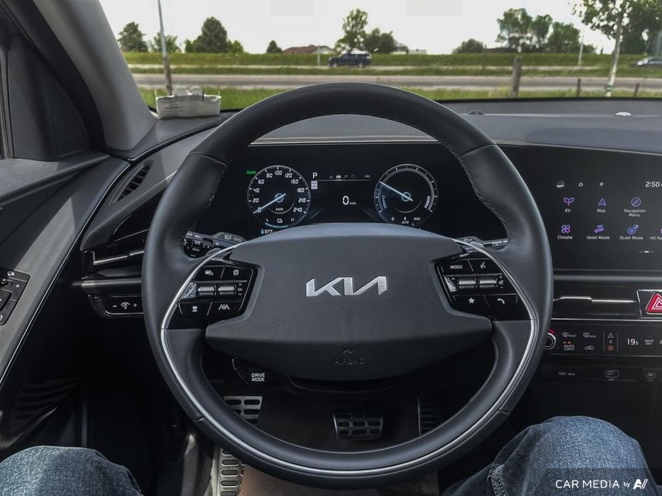 2023 Kia Niro EV Limited-14