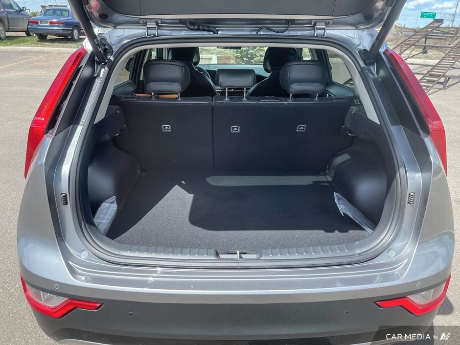 2023 Kia Niro EV Premium+-8