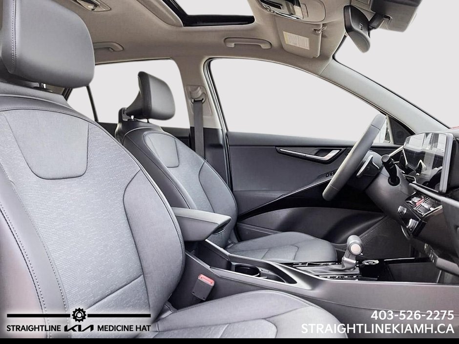 2025 Kia Niro HEV SX-8