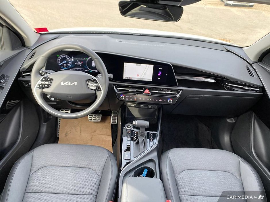 2025 Kia Niro HEV SX-24