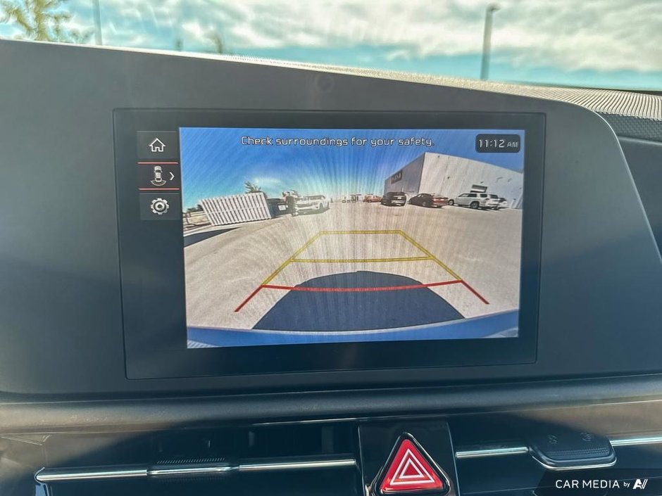 2025 Kia Niro HEV LX-17