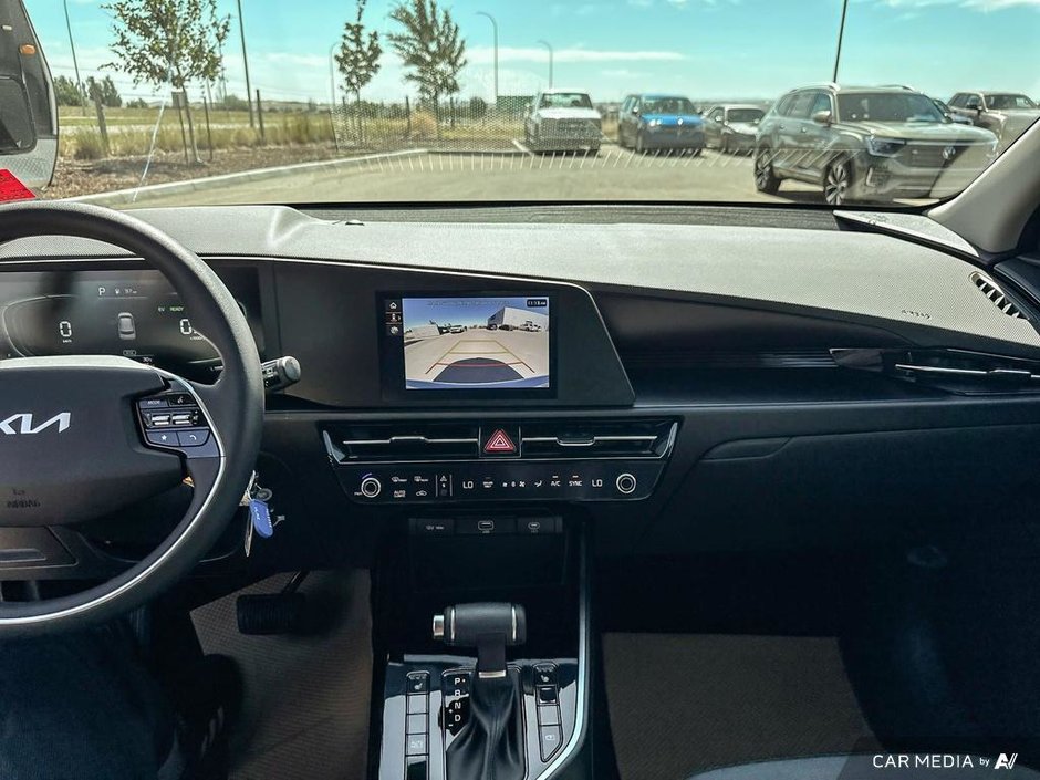 2025 Kia Niro HEV LX-21