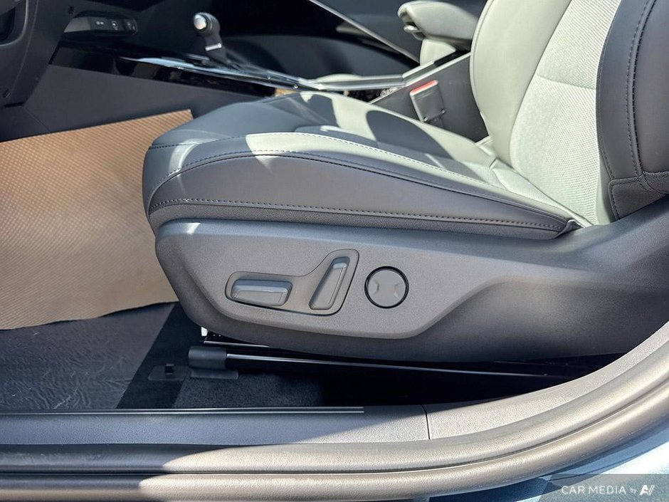 2025 Kia Niro HEV EX Premium-21