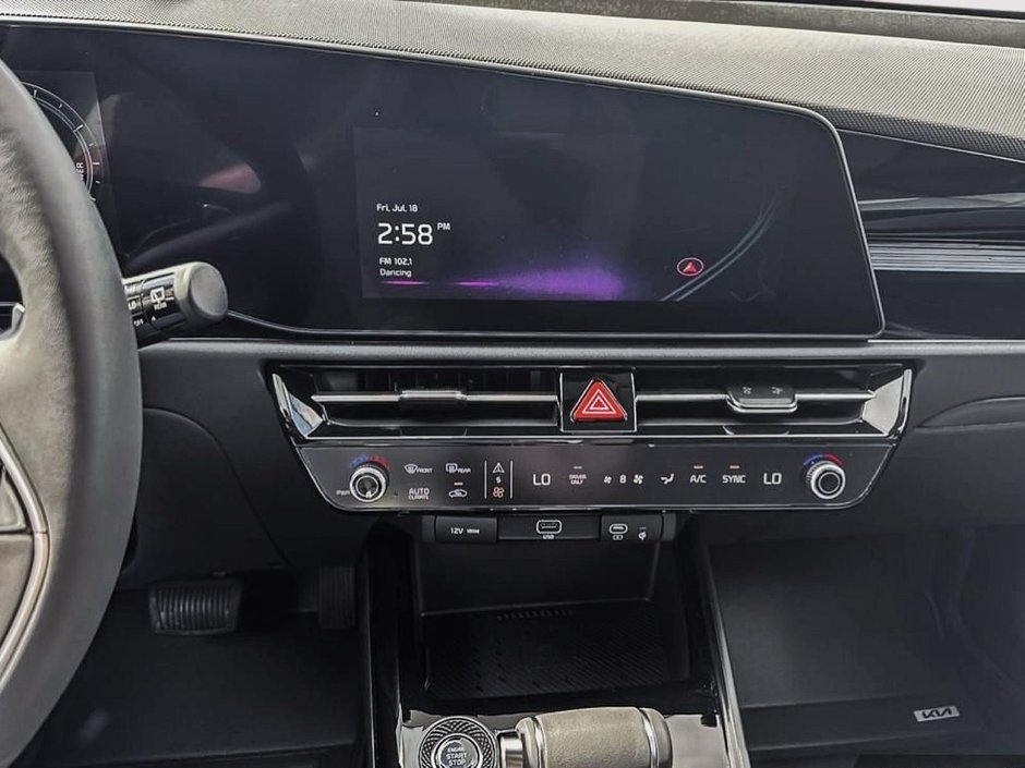 2025 Kia Niro HEV EX Premium-13