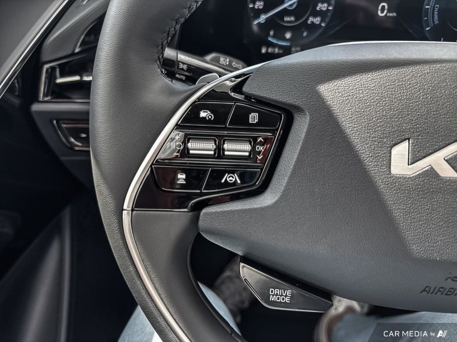 2025 Kia Niro HEV EX Premium-15