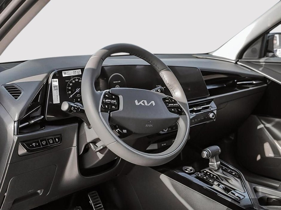 2025 Kia Niro HEV SX-8