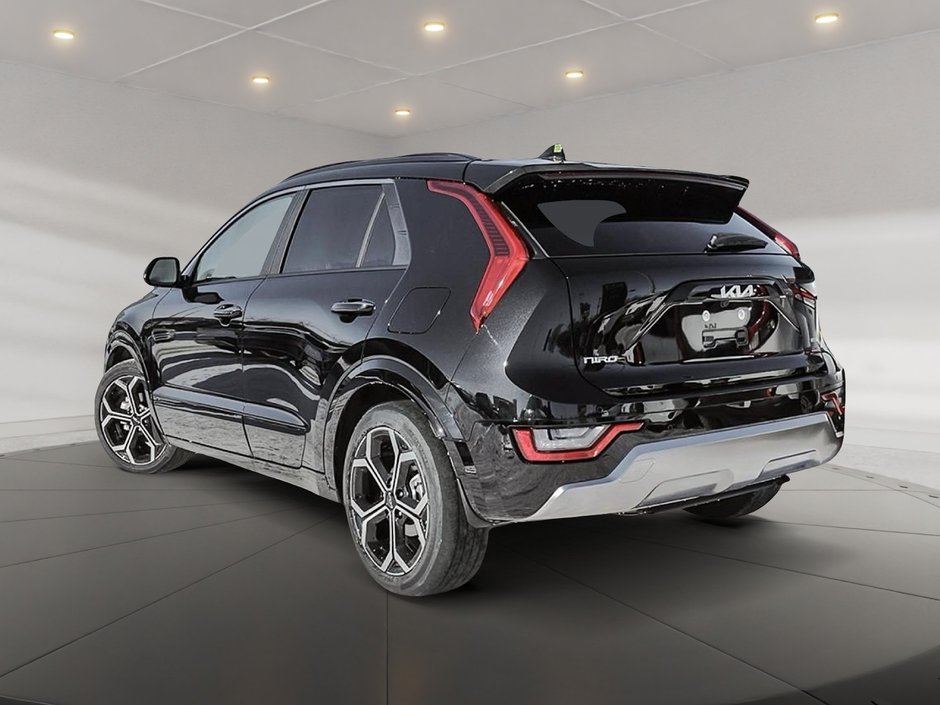 2025 Kia Niro HEV SX-3