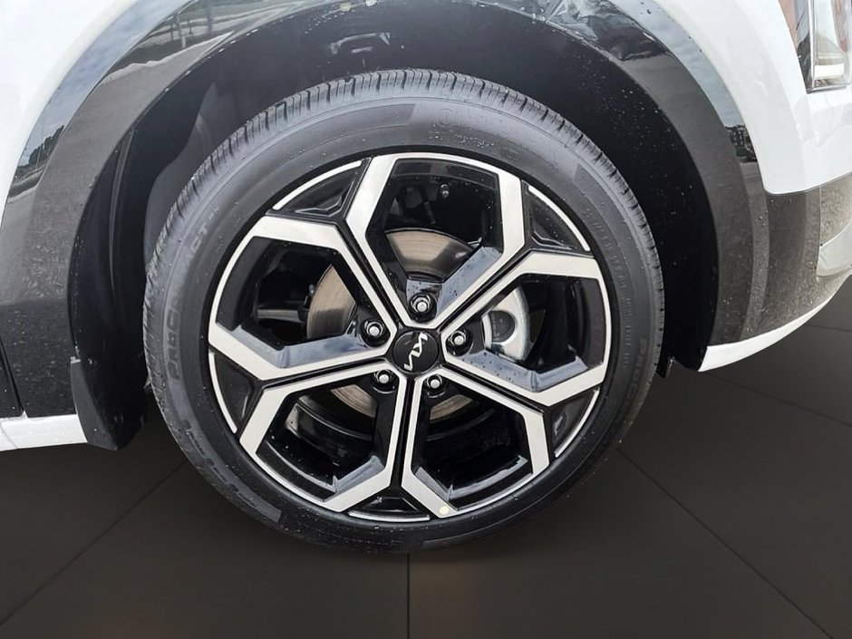 2025 Kia Niro HEV SX-6