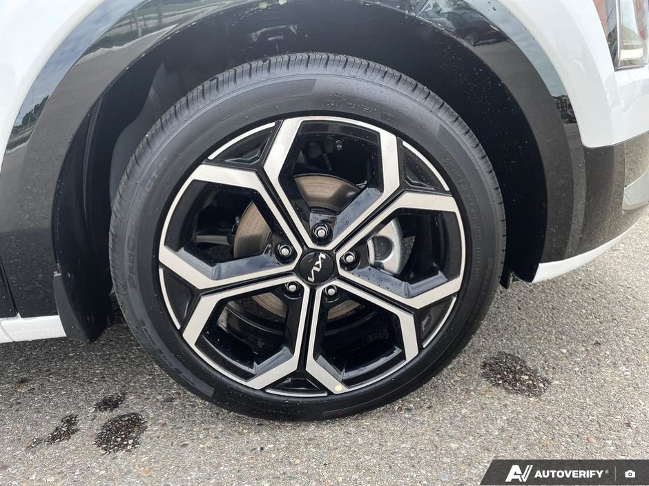 2025 Kia Niro HEV SX-8