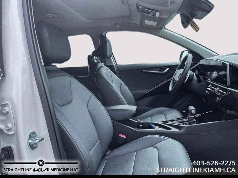 2025 Kia Niro HEV SX-8