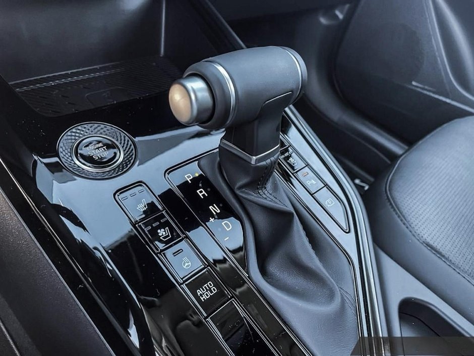 2025 Kia Niro HEV SX-14