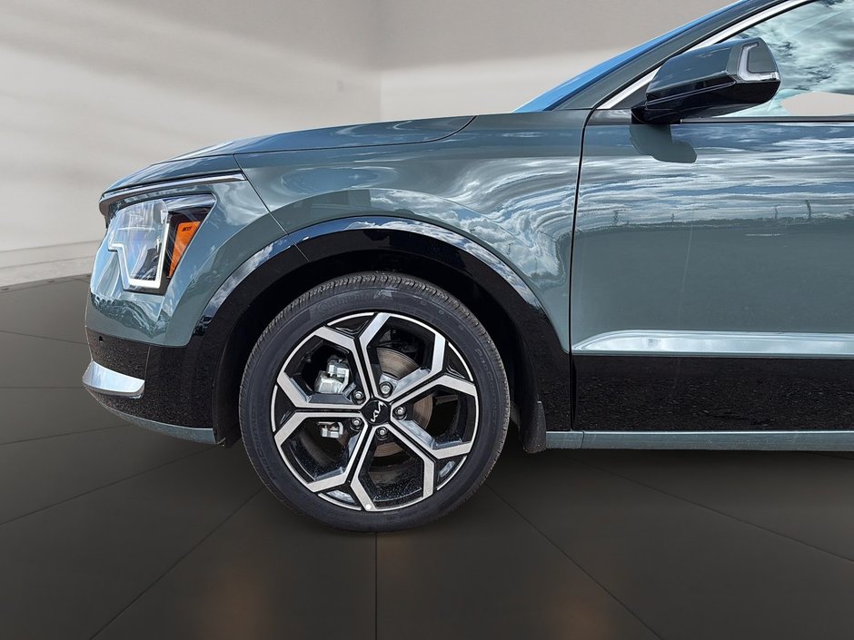 2025 Kia Niro HEV SX-6