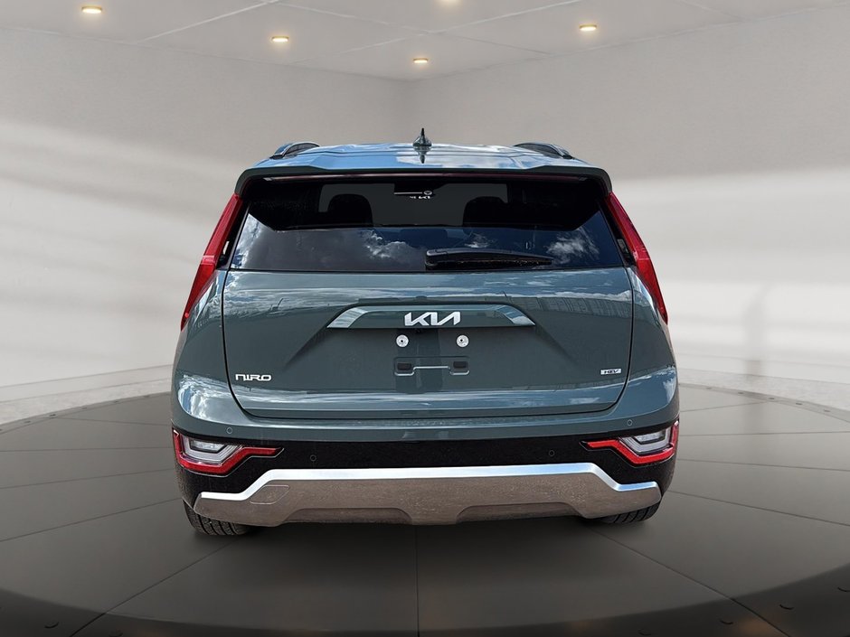 2025 Kia Niro HEV SX-2