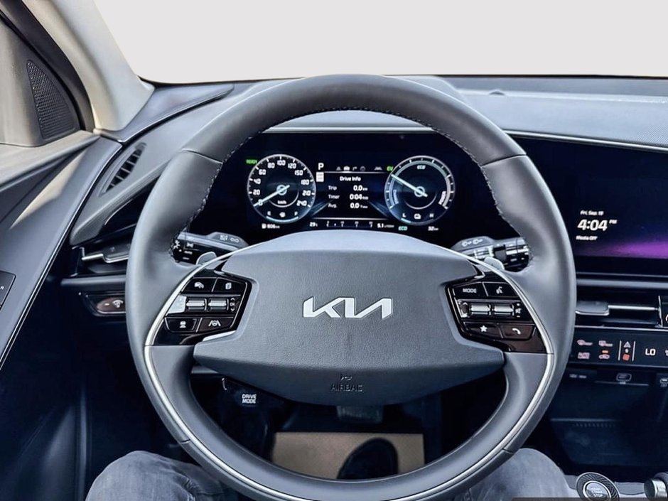 2026 Kia Niro HEV EX Premium-11