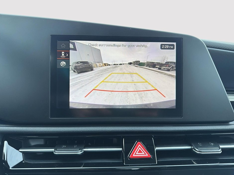 2026 Kia Niro HEV LX-16