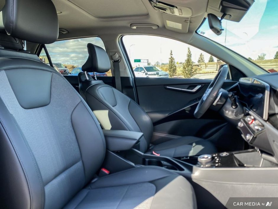 2025 Kia Niro PHEV EX Premium-23