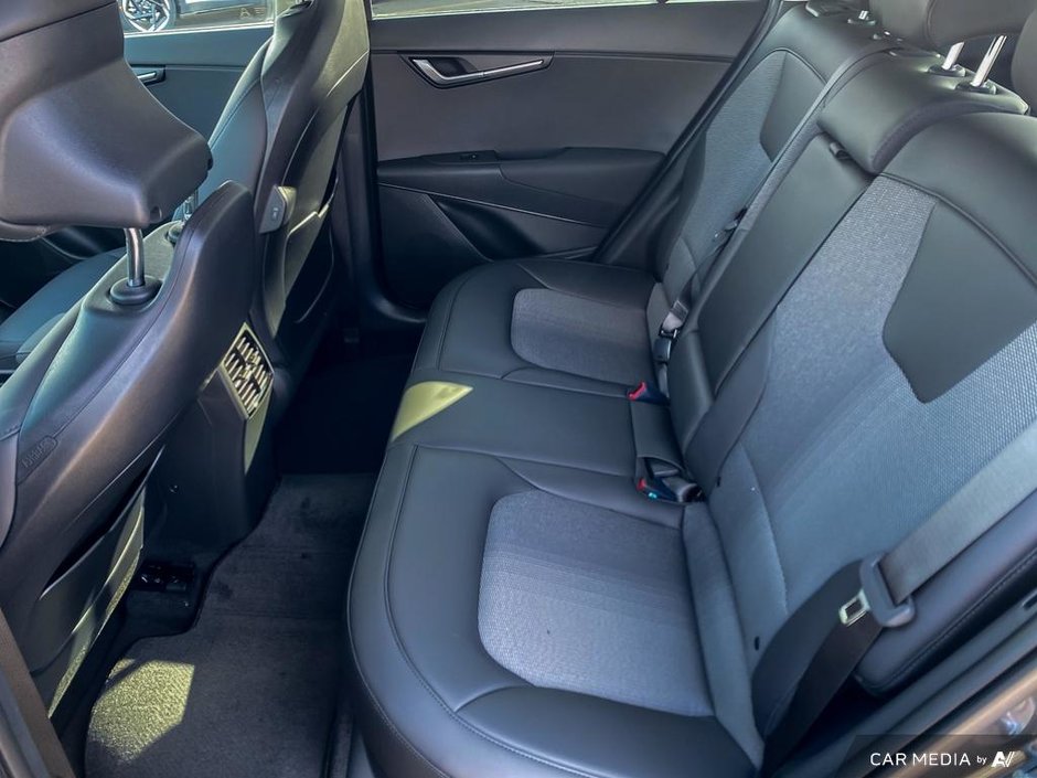 2025 Kia Niro PHEV EX Premium-22