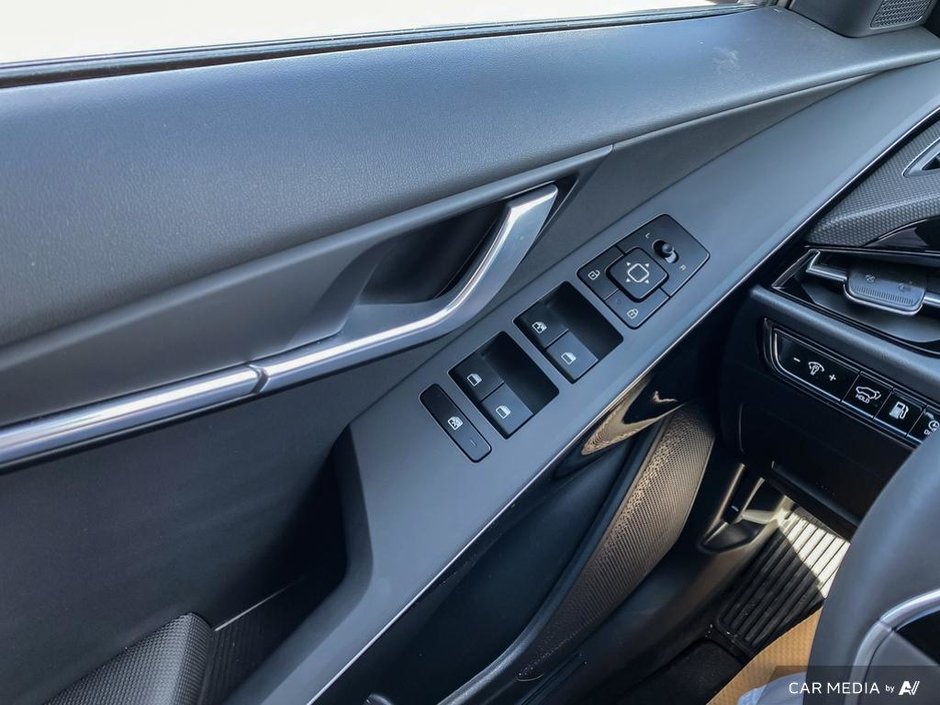 2025 Kia Niro PHEV EX Premium-12
