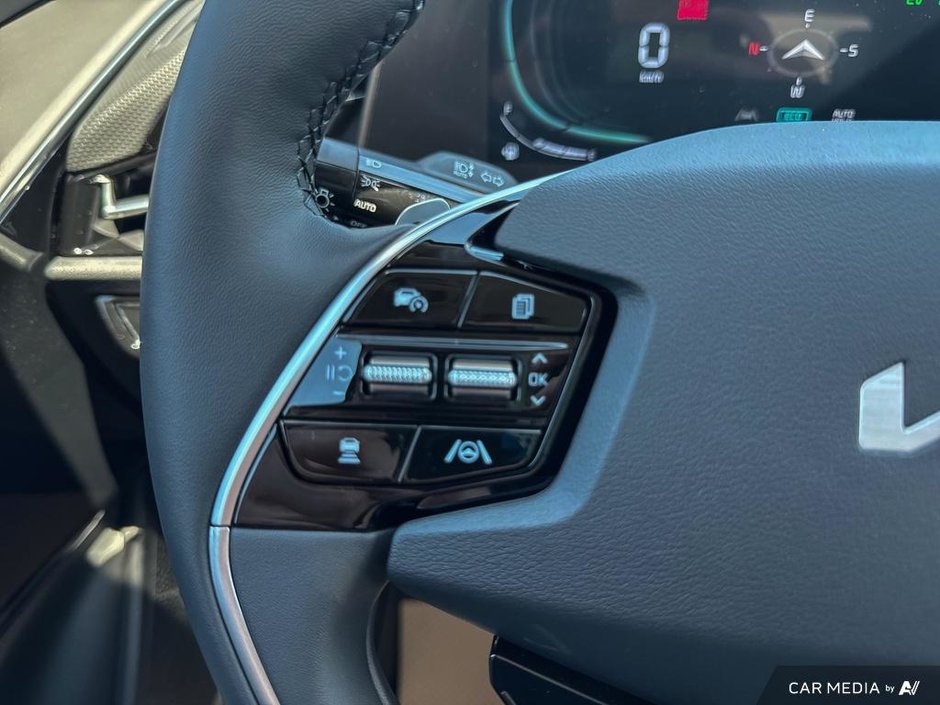 2025 Kia Niro PHEV EX-15