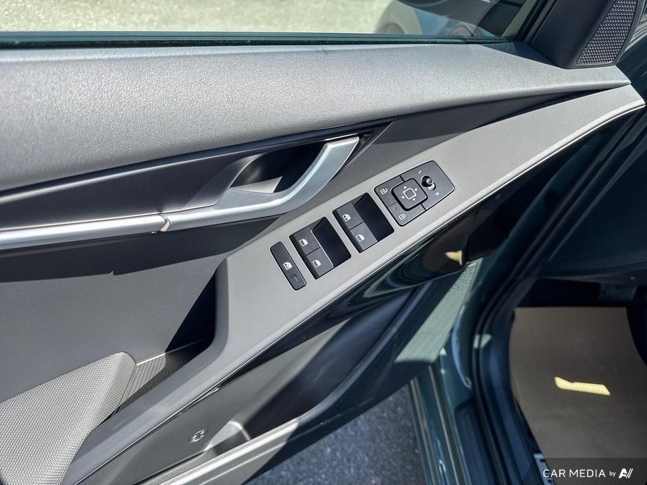 2025 Kia Niro PHEV EX-12