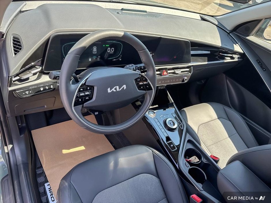 2025 Kia Niro PHEV EX-10