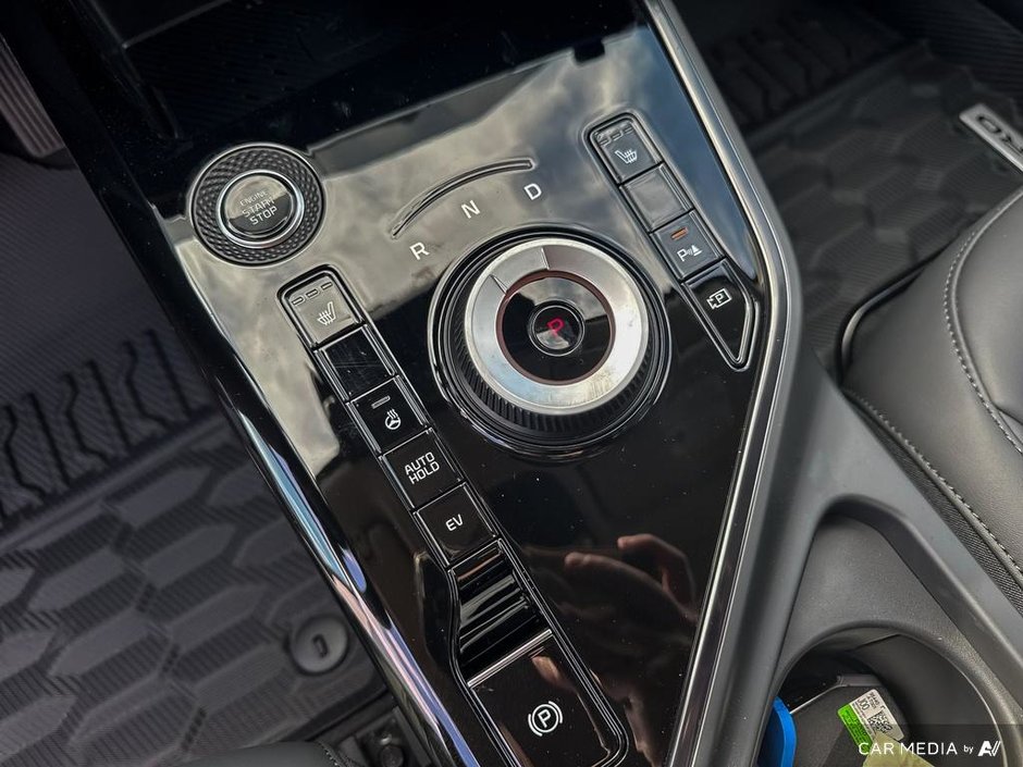 2025 Kia Niro PHEV EX Premium-19