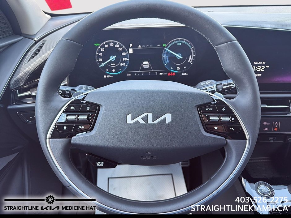 2025 Kia Niro SX-11