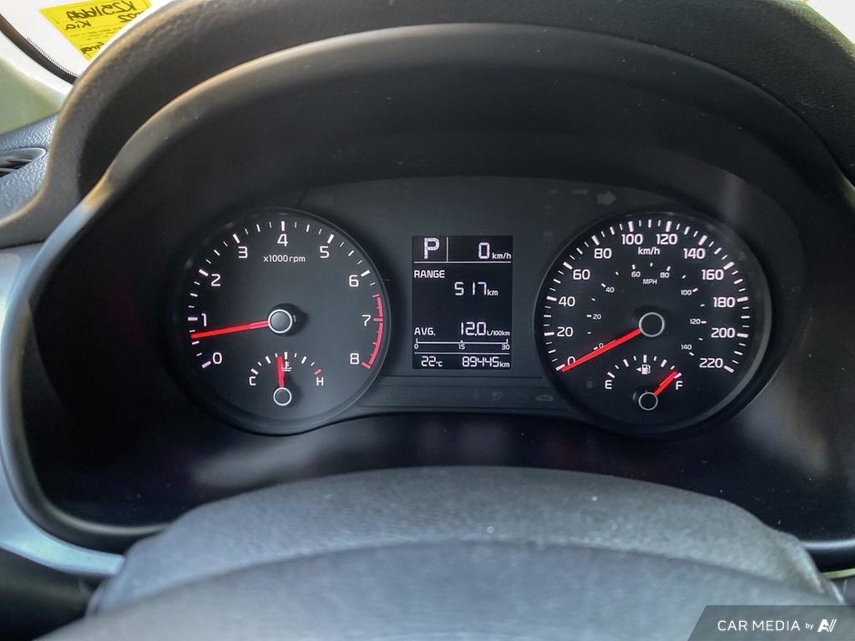 2022 Kia Rio 5-door-12